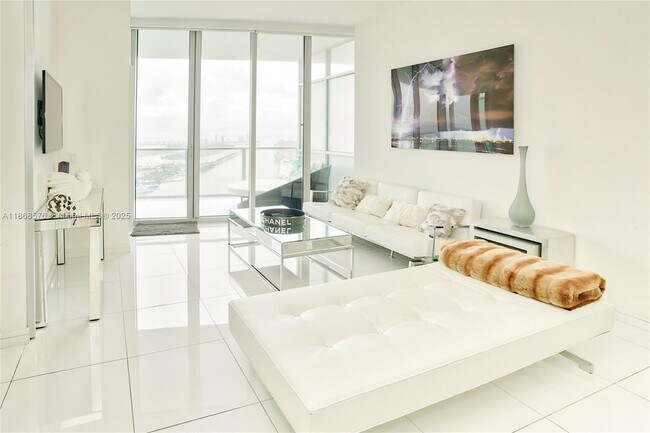 property at 1100 Biscayne Blvd