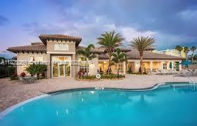4255 Large Leaf Ln in Hollywood, FL - Building Photo - Building Photo