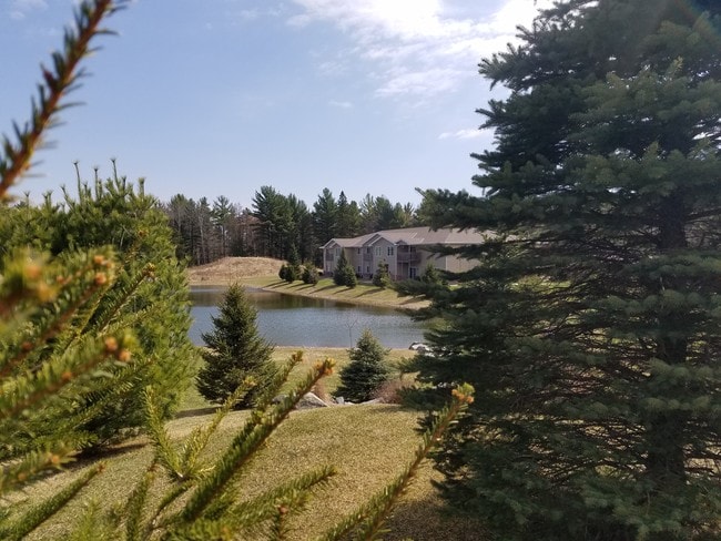Pinewood Estates in Eagle River, WI - Building Photo - Building Photo