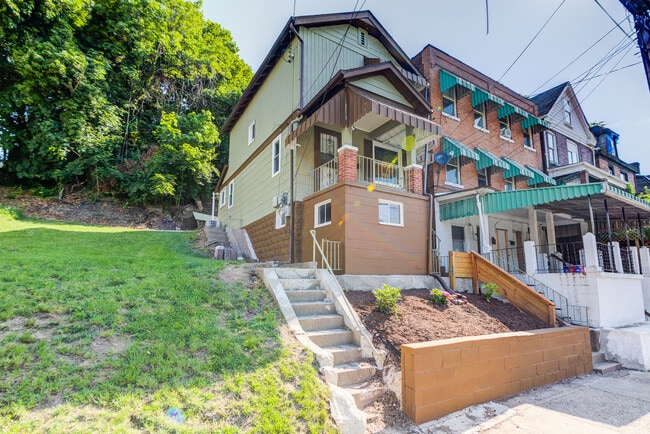 1155 South Ave in Pittsburgh, PA - Foto de edificio - Building Photo