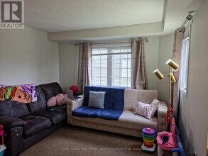 931 Glasgow St in Kitchener, ON - Building Photo - Building Photo