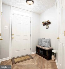 9736 Morningview Cir in Perry Hall, MD - Building Photo - Building Photo