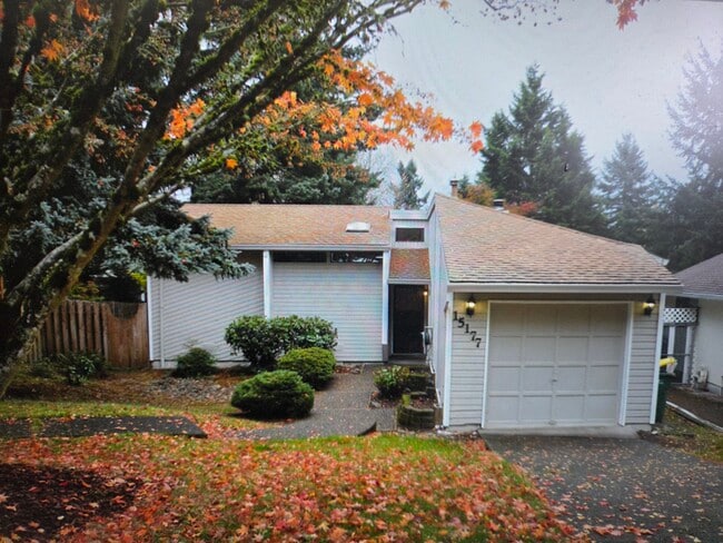 15177 SW Barcelona Way in Beaverton, OR - Building Photo - Building Photo
