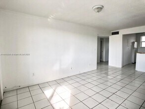 13215 NE 6th Ave in North Miami, FL - Building Photo - Building Photo