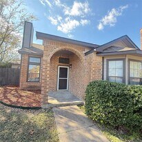 902 Binbrook Dr in Mesquite, TX - Building Photo