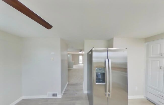 136 Crum Creek Dr in Woodlyn, PA - Building Photo - Building Photo