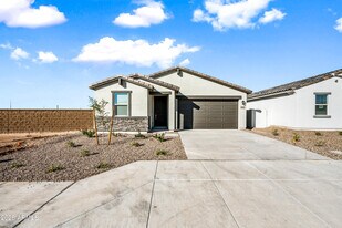2436 Fortana Dr in San Tan Valley, AZ - Building Photo