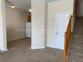 2225 Raven Rd in Raleigh, NC - Building Photo - Building Photo