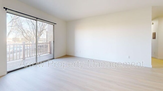 property at 215 E Arbor Ave