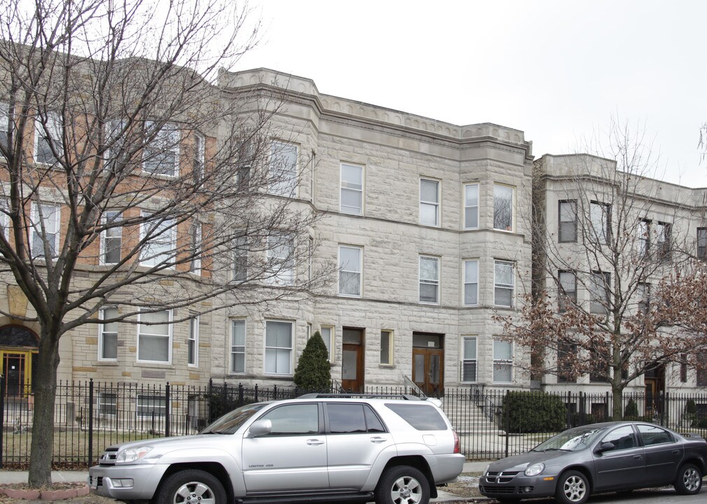 4017 N Kenmore Ave in Chicago, IL - Building Photo