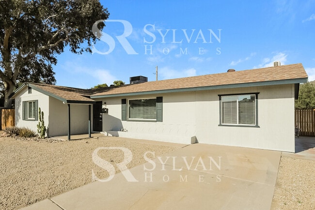 2364 E Marmora St in Phoenix, AZ - Building Photo - Building Photo