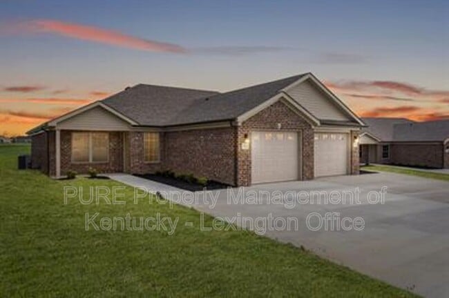 property at 727 Leeward Ct