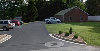 3696 Waterlick Rd in Forest, VA - Building Photo