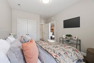 734 South St, Unit 8 in Boston, MA - Building Photo - Building Photo