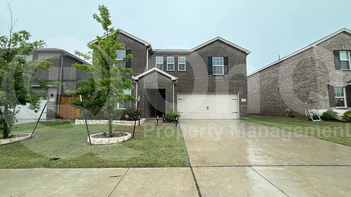 1917 Damianita Dr in Royse City, TX - Building Photo