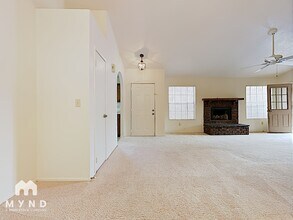 1915 S 39th St in Mesa, AZ - Building Photo - Building Photo