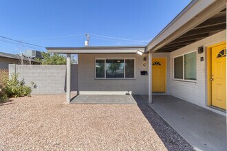 2618 W Mariposa St in Phoenix, AZ - Foto de edificio - Building Photo