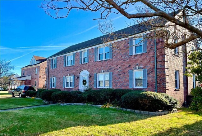 9640 Sherwood Pl in Norfolk, VA - Building Photo - Building Photo