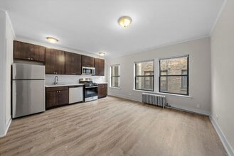 5417 Kenmore LLC in Chicago, IL - Foto de edificio - Interior Photo