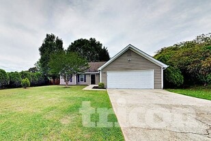 1185 Mercury Dr SE in Lawrenceville, GA - Building Photo