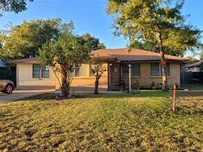 2953 Primrose Ln in Farmers Branch, TX - Building Photo - Building Photo