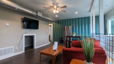 2203 Tierwester St in Houston, TX - Building Photo - Building Photo