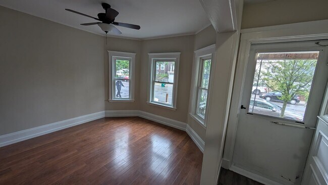 294A Boston Ave in Medford, MA - Building Photo - Building Photo