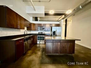 204 Walnut St in Kansas City, MO - Building Photo - Building Photo