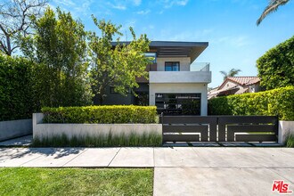 415 N Martel Ave in Los Angeles, CA - Building Photo - Building Photo