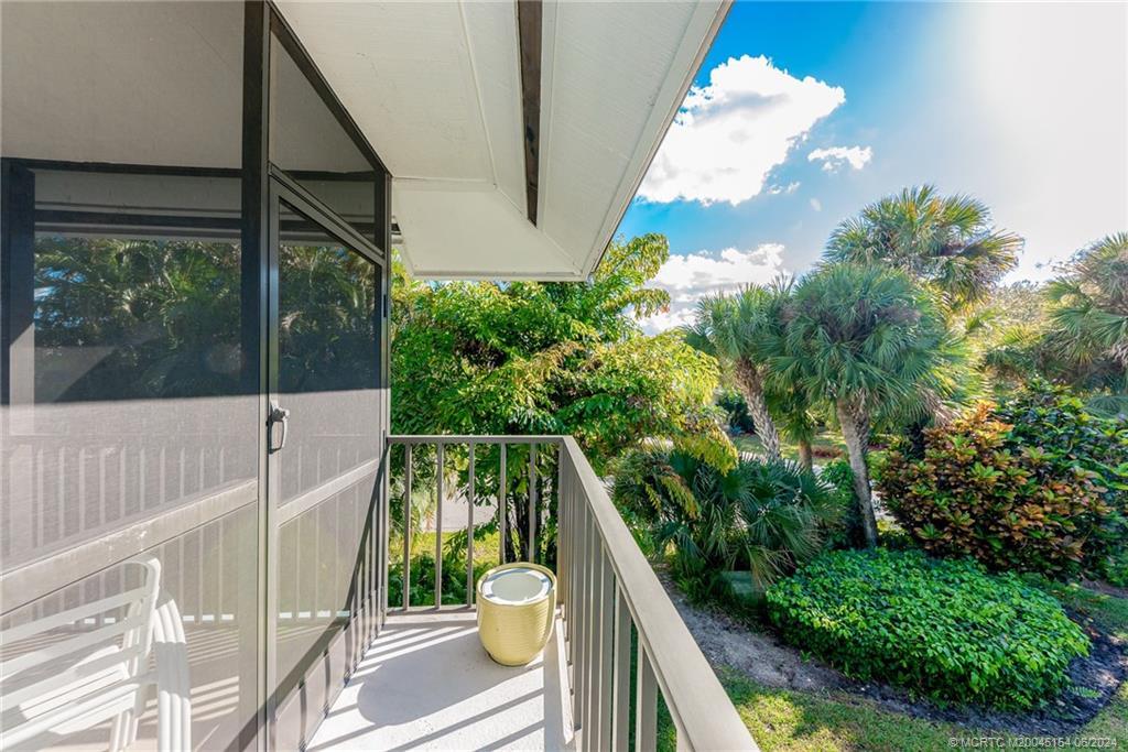 4095 SE Centerboard Ln in Stuart, FL - Building Photo