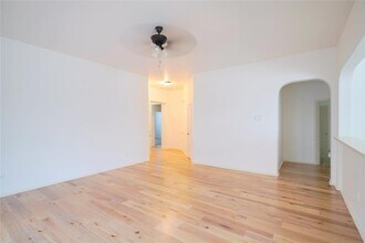 11713 Larch Valley Dr in Austin, TX - Building Photo - Building Photo