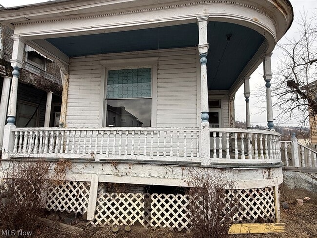 706 Washington St in Martins Ferry, OH - Building Photo - Building Photo