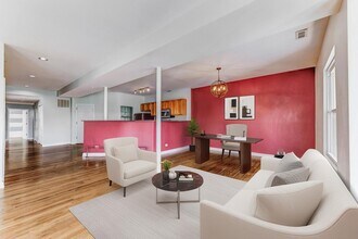 102 N Hamlin Ave in Chicago, IL - Building Photo - Building Photo