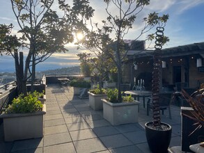 745 Bellevue Ave E-Unit -204 in Seattle, WA - Building Photo - Building Photo