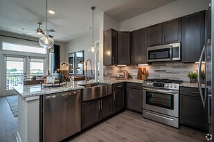 3776 Center St in Houston, TX - Building Photo
