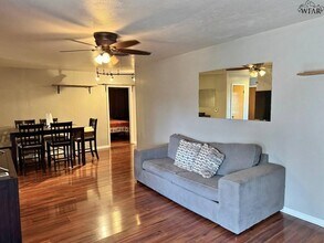 405 Vaughn St in Burkburnett, TX - Building Photo - Building Photo