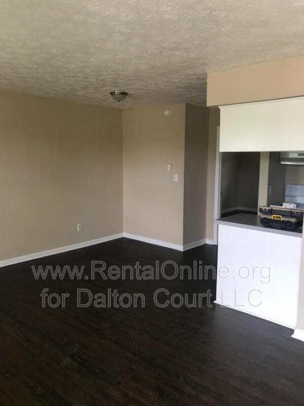 property at 1972 Cambridge Dr