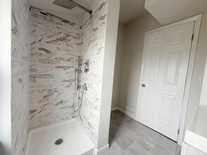 413 Sherwood Dr W in Newark, OH - Building Photo - Building Photo