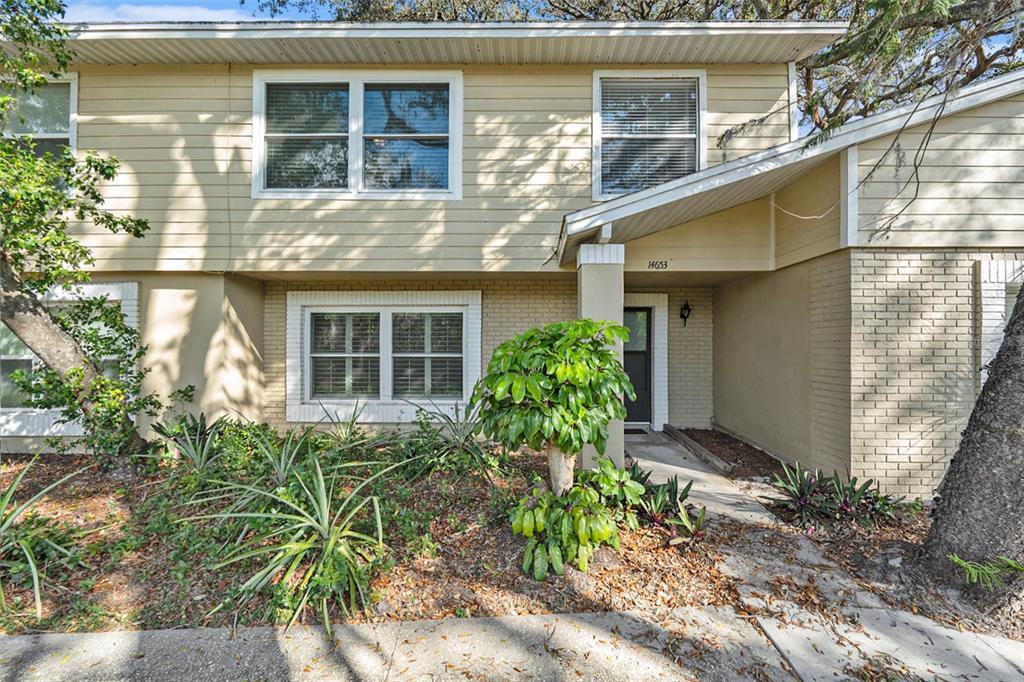 14653 Pine Glen Cir in Lutz, FL - Building Photo