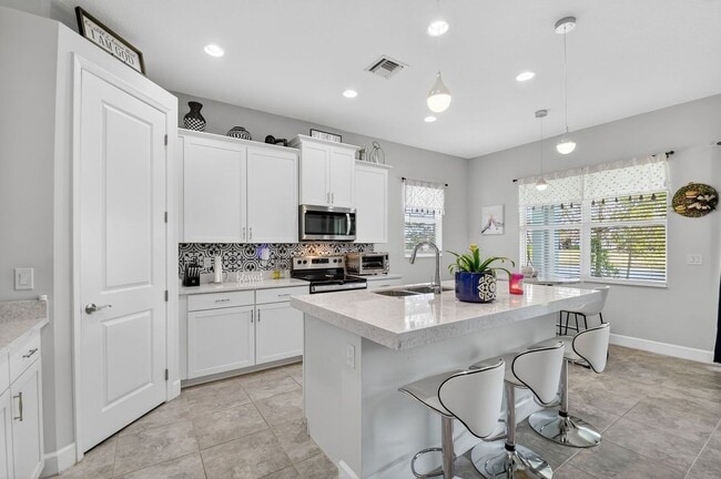 4560 Ambersweet Wy in Westlake, FL - Building Photo - Building Photo