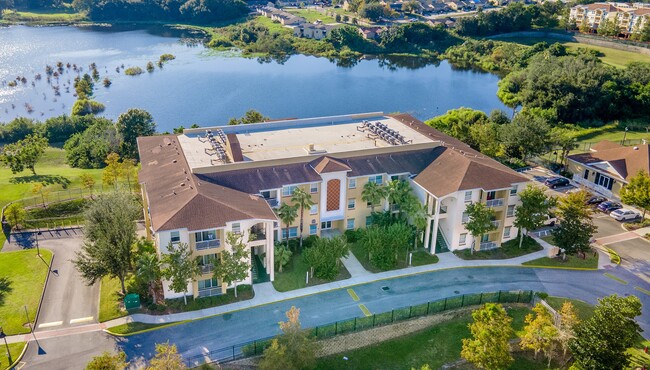 Lake Sherwood Apartments in Orlando, FL - Foto de edificio - Building Photo