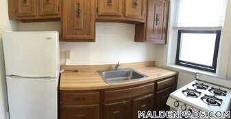 17-19-19 Washington St S, Unit 216 in Malden, MA - Building Photo