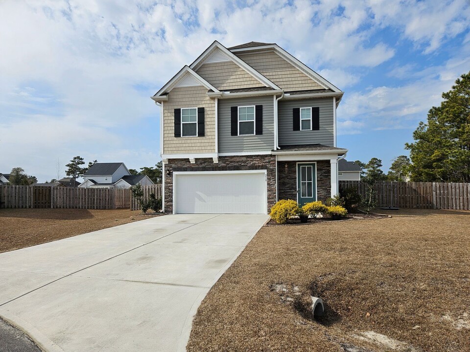 218 Avocet Wy in Sneads Ferry, NC - Building Photo