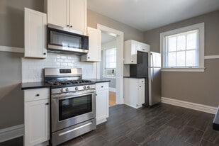 The Castle in Cloverdale in Montgomery, AL - Building Photo