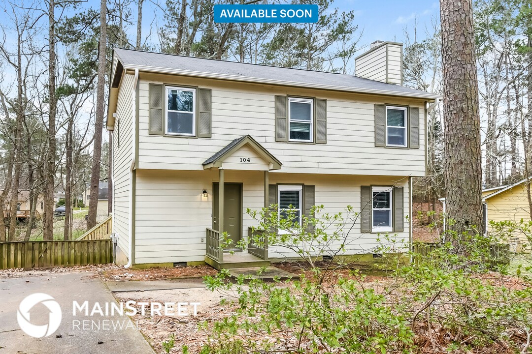 104 Winding Brook Dr in Garner, NC - Building Photo