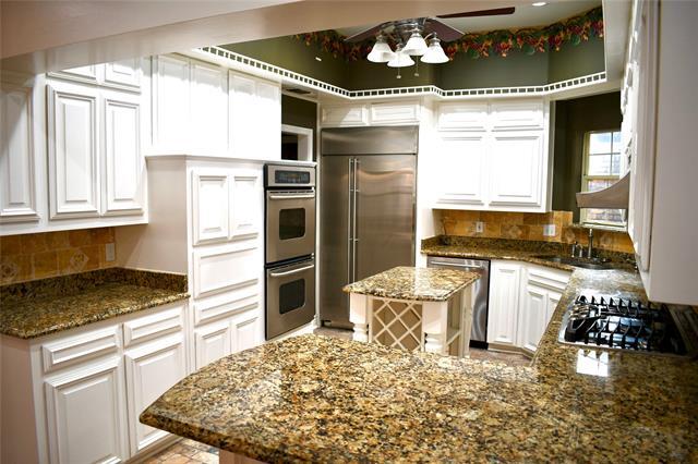 908 McCoy Dr in Irving, TX - Building Photo - Building Photo