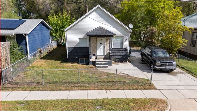 property at 174 7th St