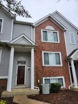 2336 Dawson Ln in Algonquin, IL - Building Photo