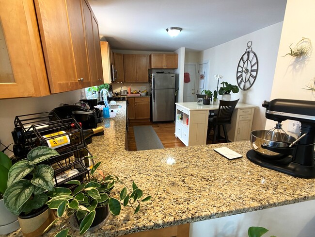 78 Ten Hills Rd, Unit 1