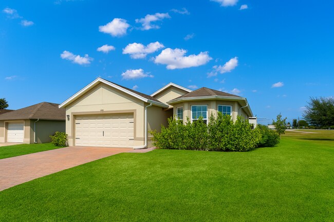 211 NE 20th St in Cape Coral, FL - Building Photo - Building Photo